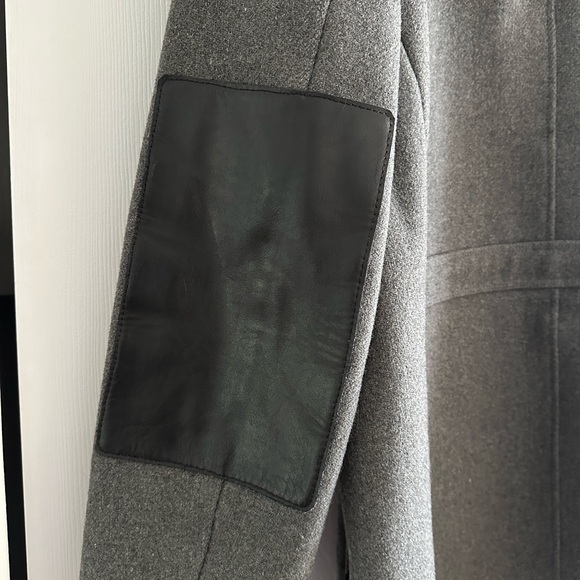 Buffalo wool blend men’s winter coat with leather elbow patches - Picture 5 of 7